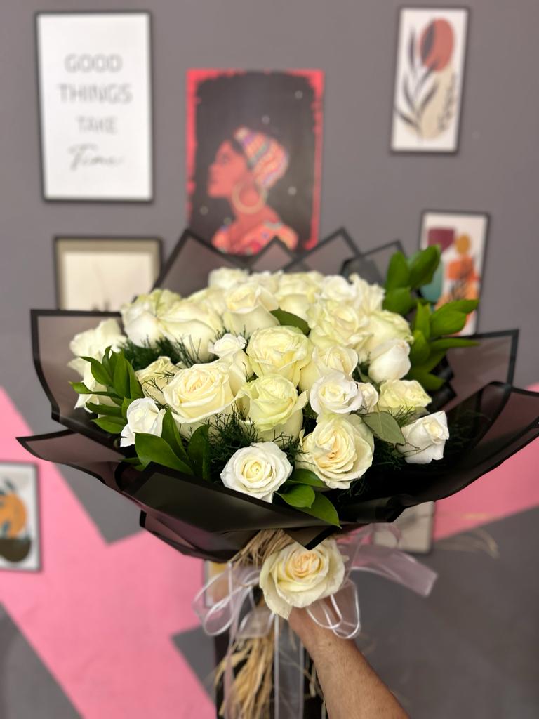 41-beyaz-gul-buketi-snt54