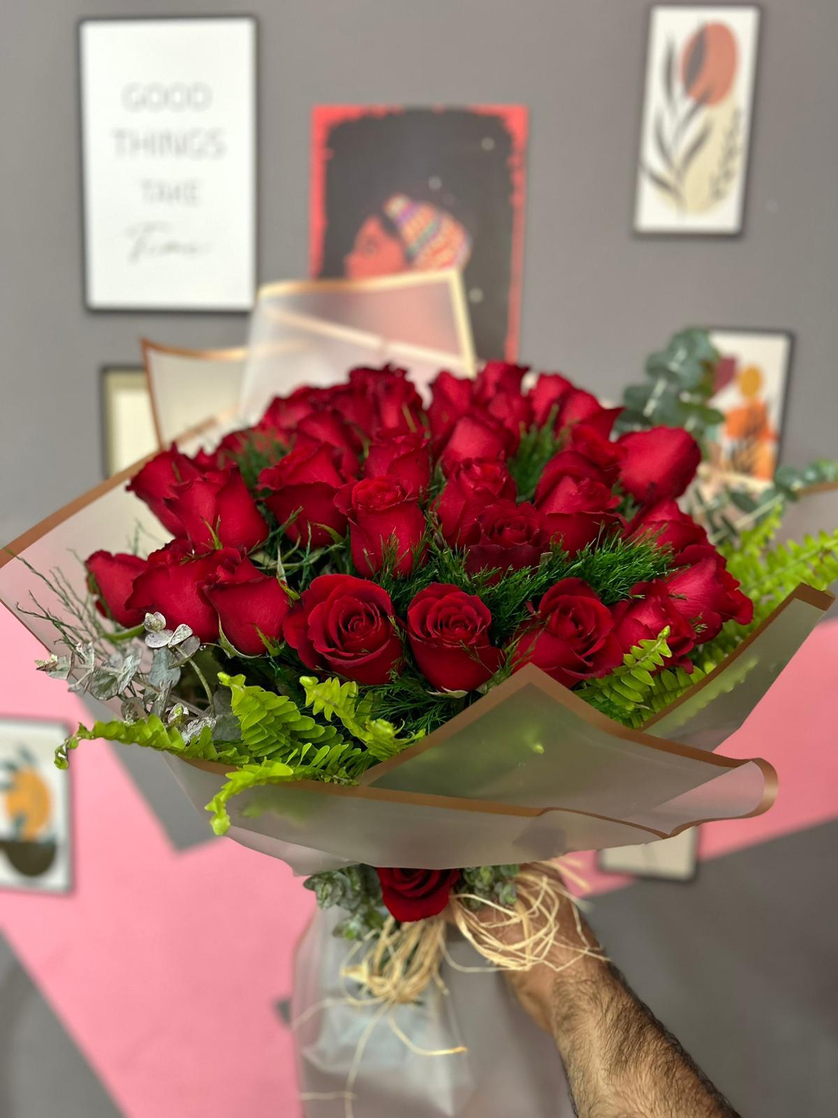 41-adet-kirmizi-gul-buketi--snt14